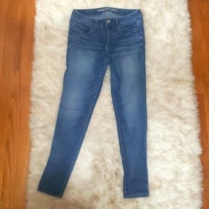 American eagle Super stretch skinny size 8  regular